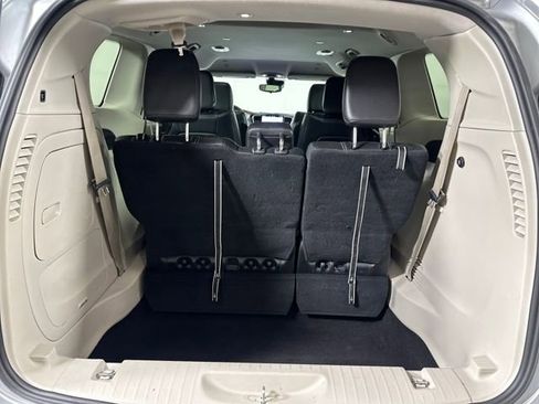 Used 2024 Chrysler Pacifica Select image 26