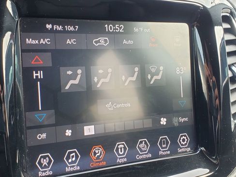 Used 2020 Jeep Compass Limited image 23