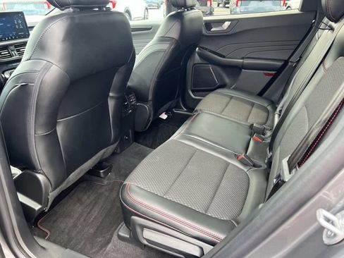 Certified 2023 Ford Escape ST-Line w/ Tech Pack #1 AWD/4WD image 14