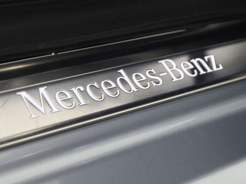 Used 2022 Mercedes-Benz EQS 450+ Sedan image 17