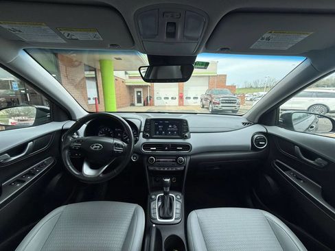 Used 2021 Hyundai Kona Limited w/ Cargo Package image 21