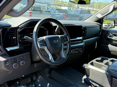 Certified 2023 Chevrolet Silverado 1500 RST AWD/4WD image 13