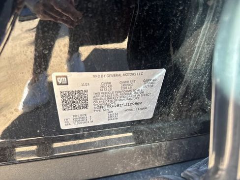 Certified 2025 Chevrolet Traverse LT image 14