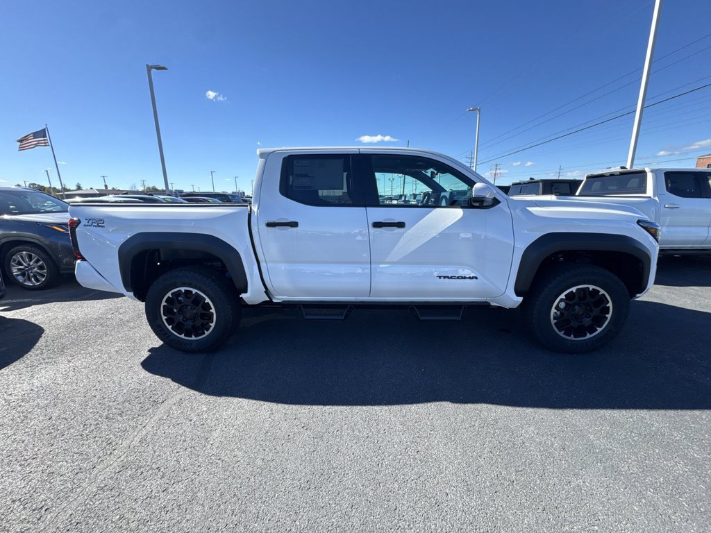 New 2026 Toyota Tacoma TRD Off-Road w/ TRD Off Road Premium Package AWD/4WD image 9