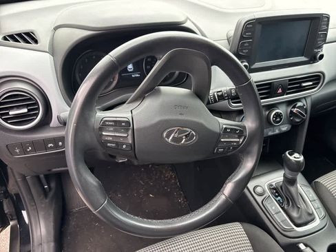 Used 2018 Hyundai Kona SEL w/ SEL Tech Package 02 image 11