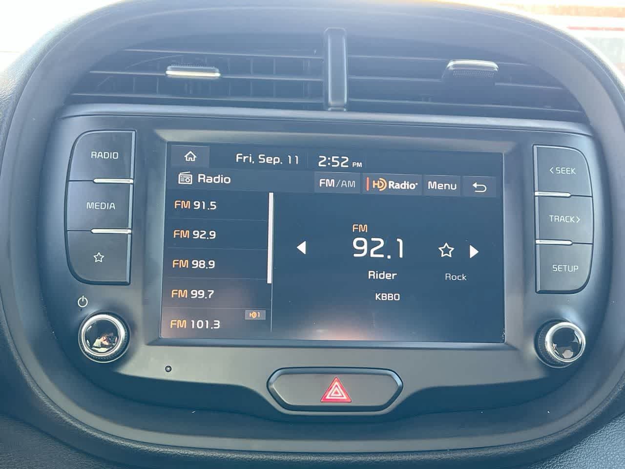 Certified 2023 Kia Soul LX w/ Option Group 015 FWD image 16