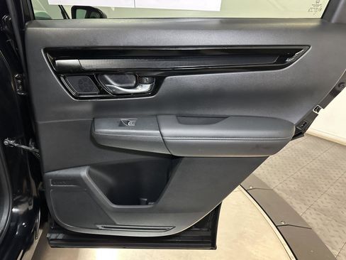 Certified 2025 Honda CR-V EX-L image 34