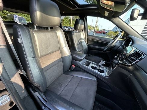Certified 2020 Jeep Grand Cherokee Altitude image 24