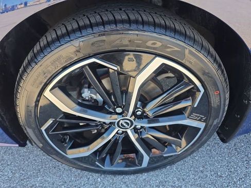 Used 2023 Nissan Altima 2.5 SR image 17