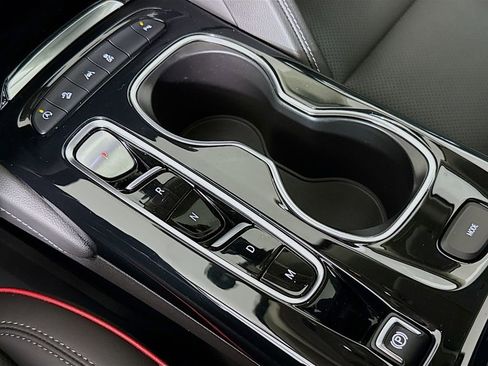 Used 2023 Buick Envision Essence w/ Sport Touring Package image 17