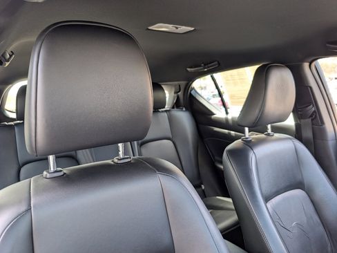 Used 2016 Lexus CT 200h FWD image 3