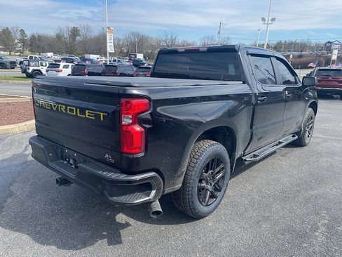 Used 2023 Chevrolet Silverado 1500 RST w/ LPO, Dark Essentials Package image 5