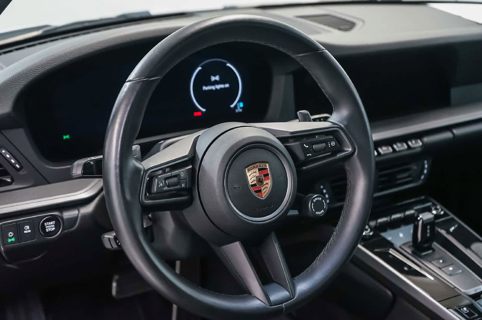 Certified 2025 Porsche 911 Carrera RWD image 4