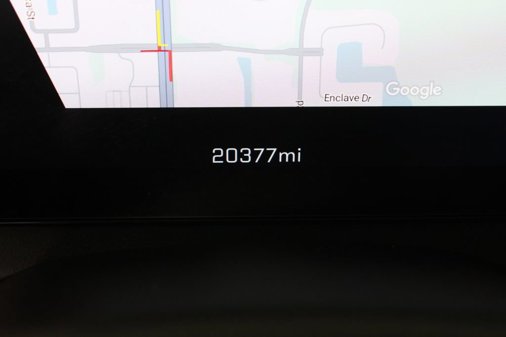 Used 2026 Chevrolet Traverse LT FWD image 28