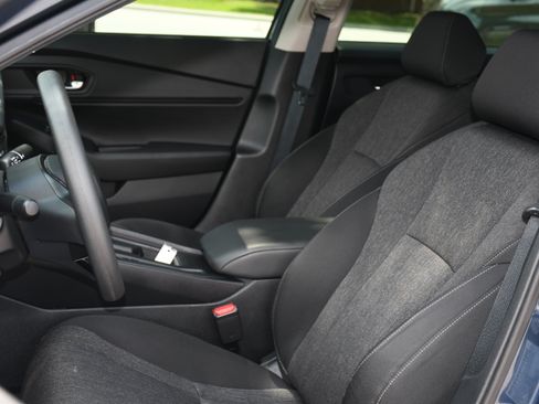 Used 2025 Honda Accord SE image 12