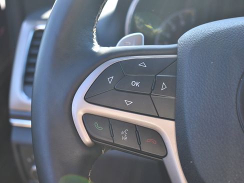 Used 2017 Jeep Grand Cherokee Limited w/ Trailer Tow Group IV image 15