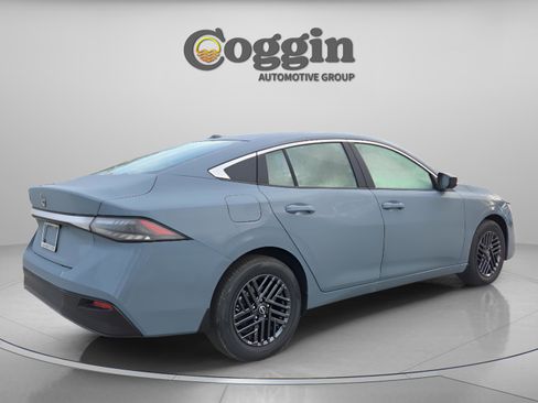 New 2026 Nissan Sentra SV w/ Floor Mat Package image 6