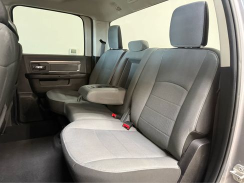 Used 2023 RAM 1500 Classic SLT AWD/4WD image 17