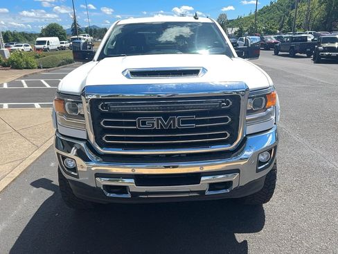 Used 2019 GMC Sierra 3500 SLT AWD/4WD image 6