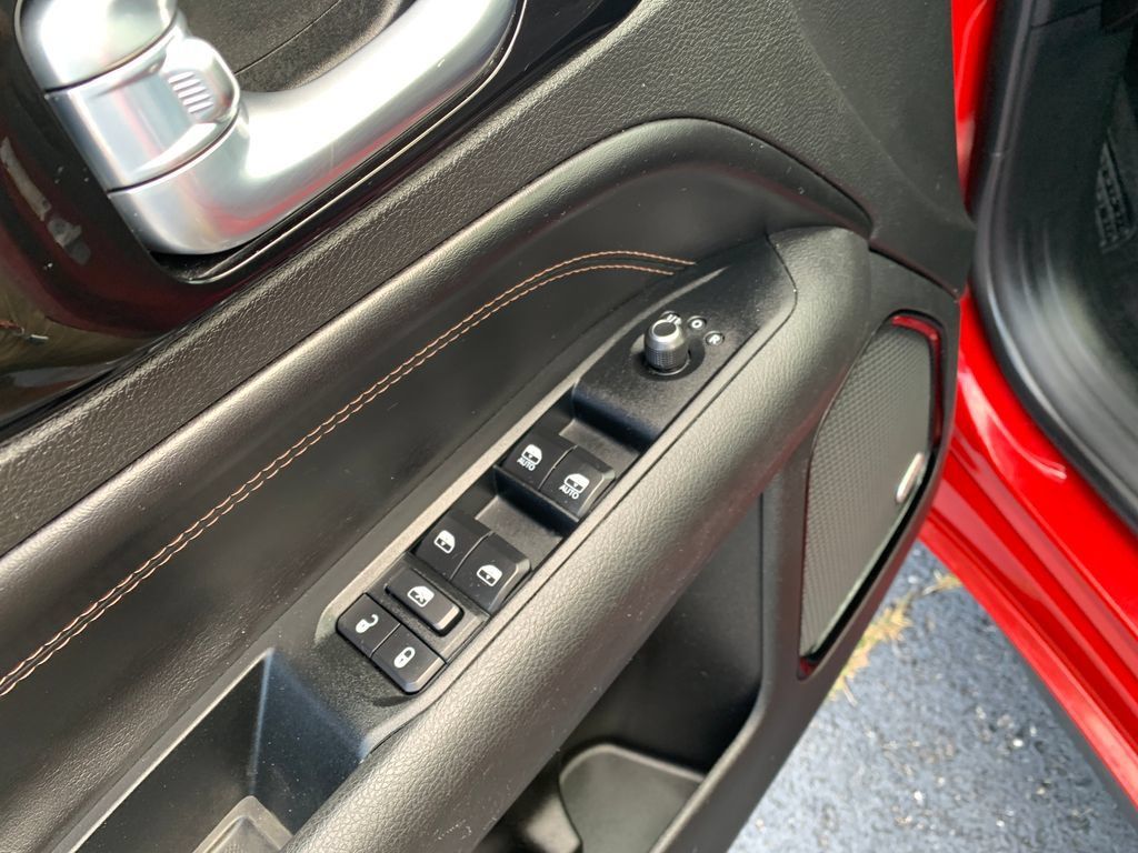 Used 2022 Jeep Compass Limited w/ (RED) Package AWD/4WD image 19