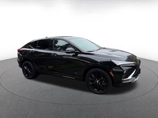 Used 2025 Buick Envista Sport Touring video 2