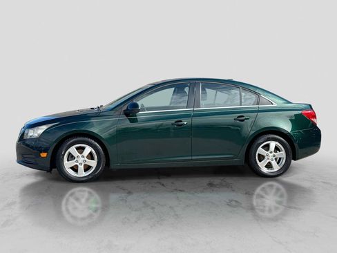 Used 2014 Chevrolet Cruze LT FWD image 3
