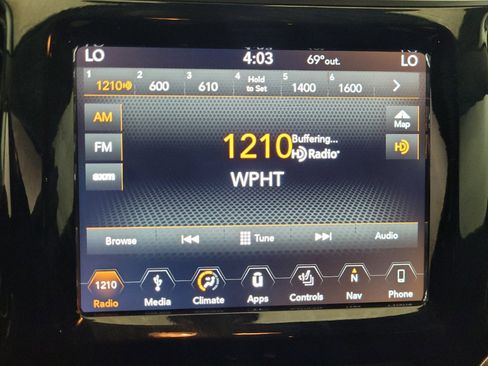 Used 2019 Jeep Cherokee Limited AWD/4WD image 25