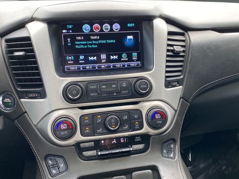 Used 2020 GMC Yukon SLT AWD/4WD image 13