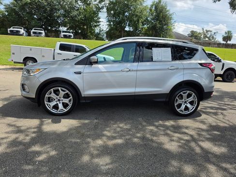 Used 2017 Ford Escape Titanium w/ Equipment Group 301A FWD image 2