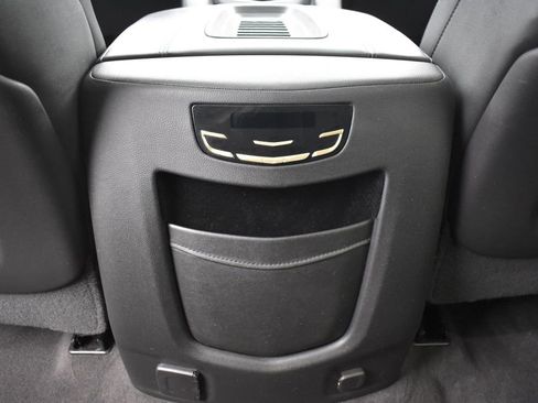 Used 2020 Cadillac Escalade Luxury w/ LPO, Radiant Package AWD/4WD image 29