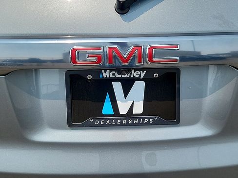 Used 2023 GMC Acadia AT4 w/ GMC Pro Grade Package AWD/4WD image 32