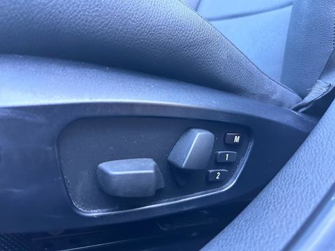 Used 2014 BMW X1 sDrive28i RWD image 17