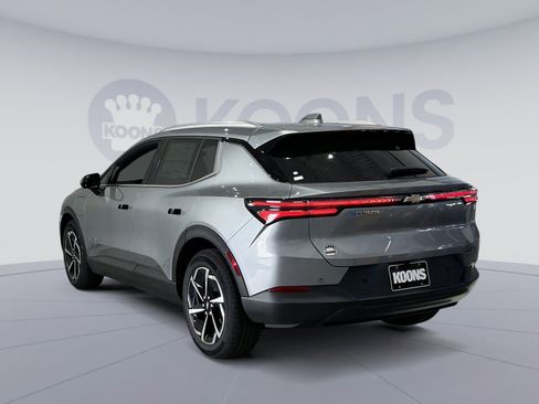 New 2026 Chevrolet Equinox EV LT image 14