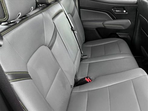 Used 2023 Chevrolet Colorado ZR2 w/ ZR2 Convenience Package III image 19