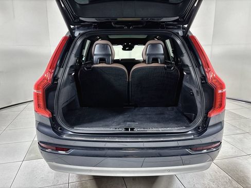 Used 2022 Volvo XC90 T6 Momentum w/ Protection Package Premier AWD/4WD image 21