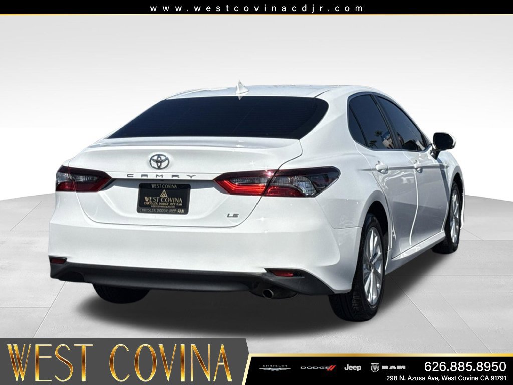 Used 2024 Toyota Camry LE w/ Convenience Package FWD image 10