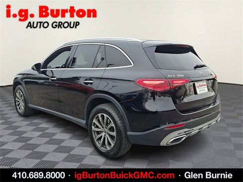Used 2023 Mercedes-Benz GLC 300 GLC 300 image 4