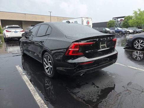 Used 2019 Volvo S60 T6 Momentum w/ Premium Package AWD/4WD image 3