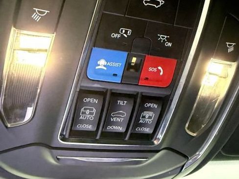 Used 2024 Jeep Grand Cherokee Limited 4xe AWD/4WD image 25
