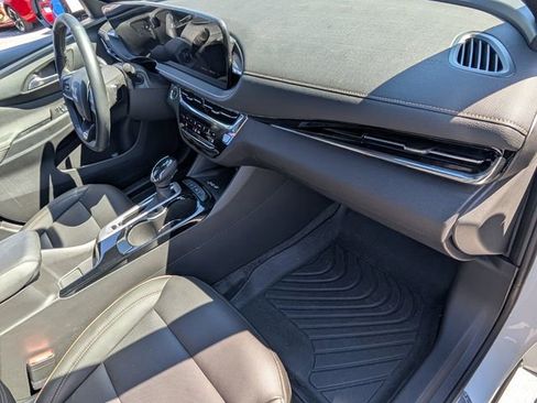 Used 2025 Buick Envista Avenir FWD image 20