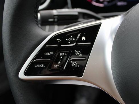 New 2025 Mercedes-Benz C 300 4MATIC Sedan image 17