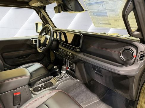 New 2026 Jeep Wrangler Unlimited Rubicon image 16