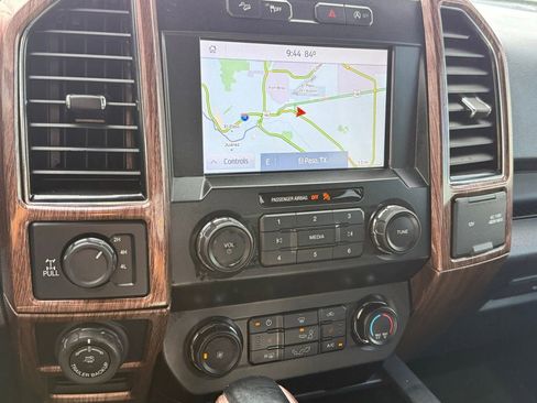Used 2020 Ford F150 XLT w/ Equipment Group 302A Luxury AWD/4WD image 17