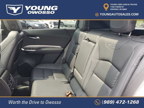 Used 2022 Cadillac XT4 Premium Luxury w/ Cold Weather Package AWD/4WD image 28