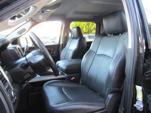 Used 2018 RAM 2500 Laramie w/ Sport Appearance Group image 8