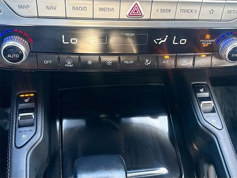 Used 2021 Kia Telluride EX w/ EX Premium Package image 20