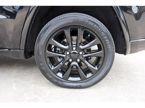 Used 2020 Jeep Grand Cherokee Altitude RWD image 31