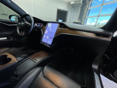 Used 2019 Tesla Model S 100D AWD/4WD image 25