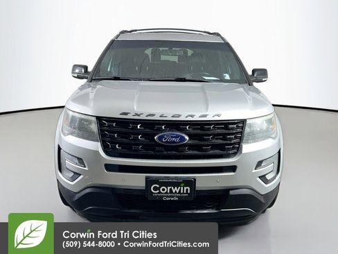 Used 2016 Ford Explorer Sport image 4
