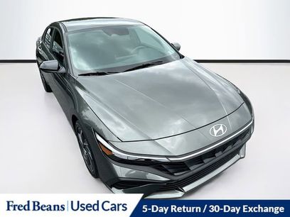 Used 2025 Hyundai Elantra SEL
